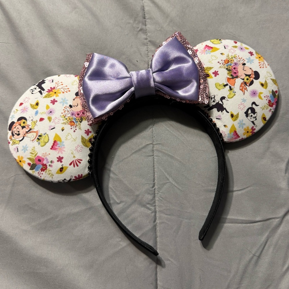 Disney Parks Minnie Mouse Ears Theme: Flower and Garden Festival with Purple Bow